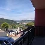 Hétvégi ház As Eiras Restaurante Lires